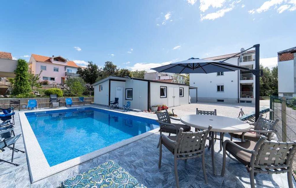 Wakacje, Chorwacja, apartament z basenem dla 7 osób