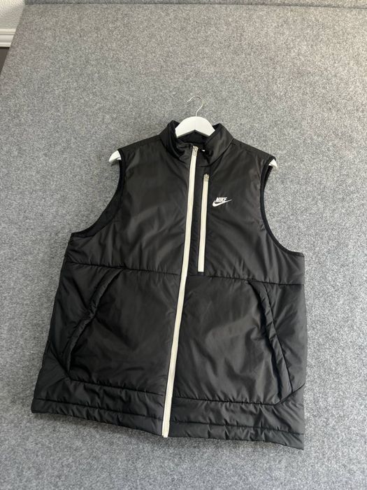 Жилетка безрукавка Nike Therma Fit L оригінал