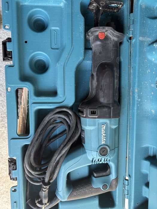 Piła szablasta Makita JR3050T