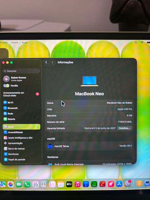 MacBook Neo Cítrico