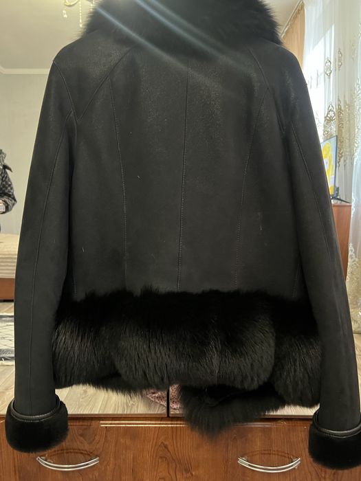 Продаю дубленку  новая