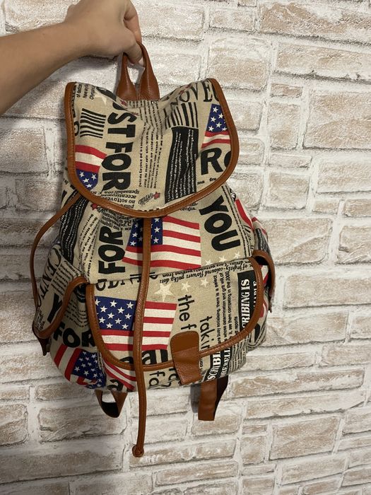 Plecak z kieszeniami