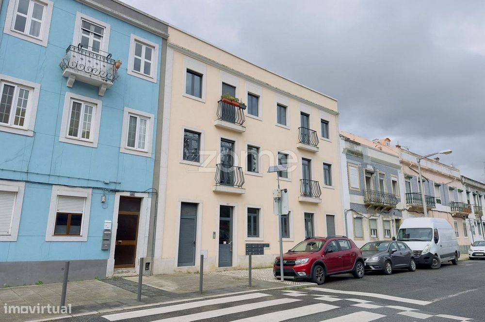 Estúdio com Terraço Privativo, Equipado e Mobilado no Beato.