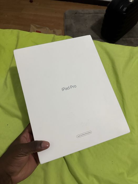 iPad Pro M2, 6ª Geração, 12.9 Polegadas 2022