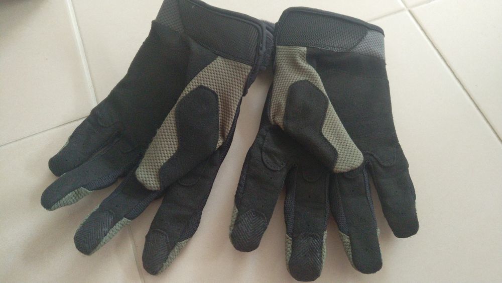 Luvas motocross THOR modelo Army, modelo raro e esgotado
