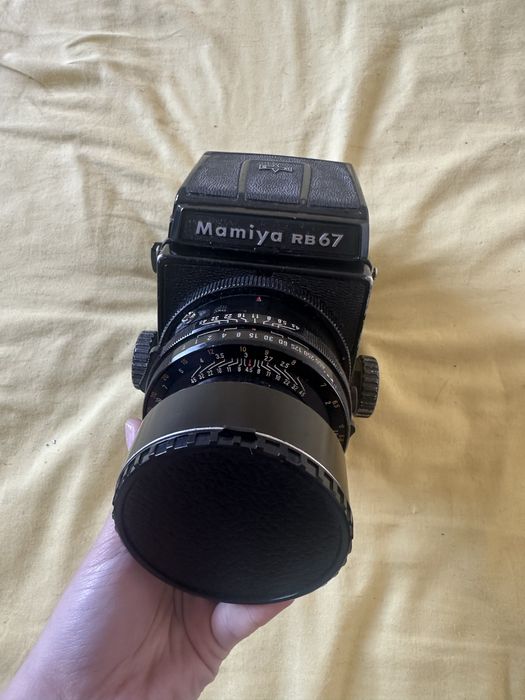 Mamiya RB 67 + Sekor 1:4.5 180mm