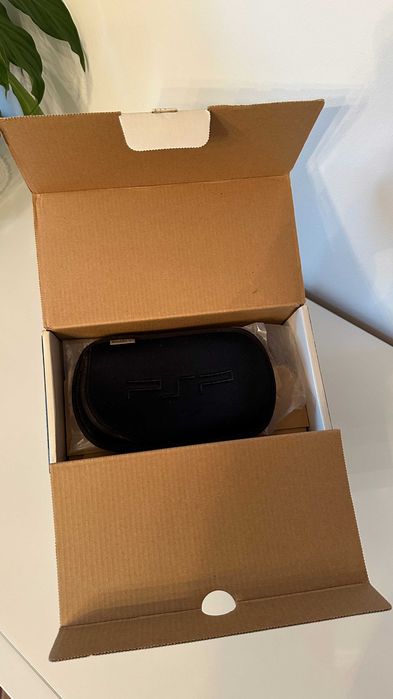 Sony PSP 1000 Desbloqueada + Carregador + Cartão Memória