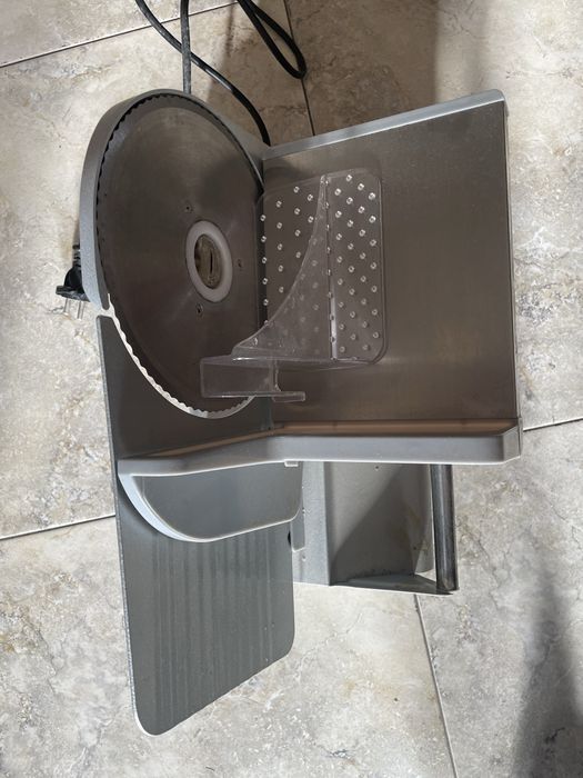 Maquina de cortar fiambre