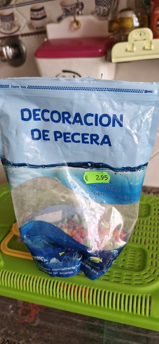 Aquário com acessorios