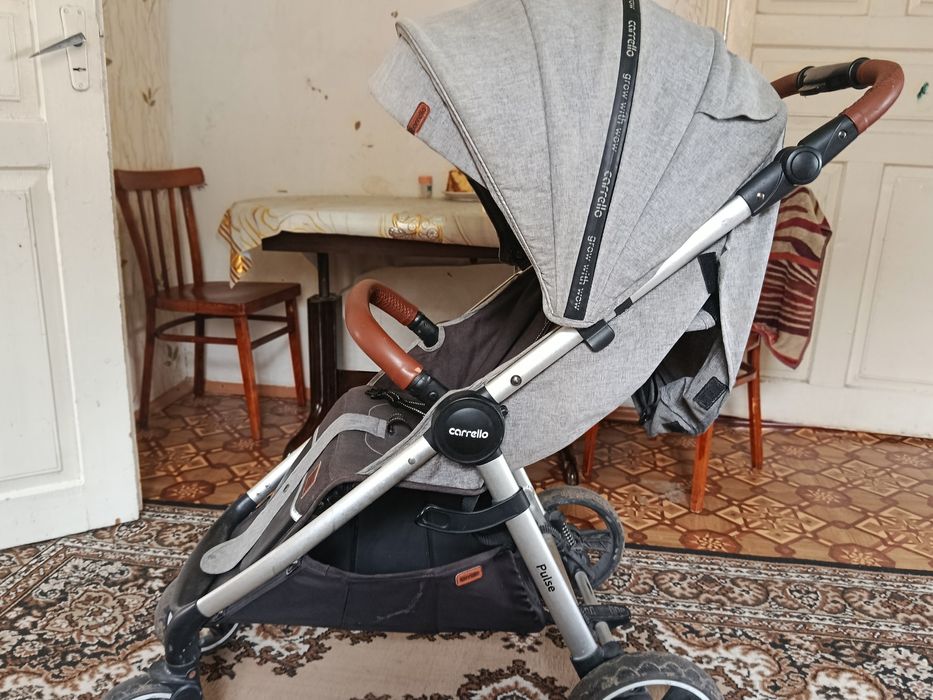 Прогулянкова каляска