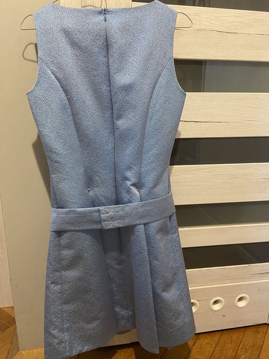 Piekna błekitna sukienka SIMPLE