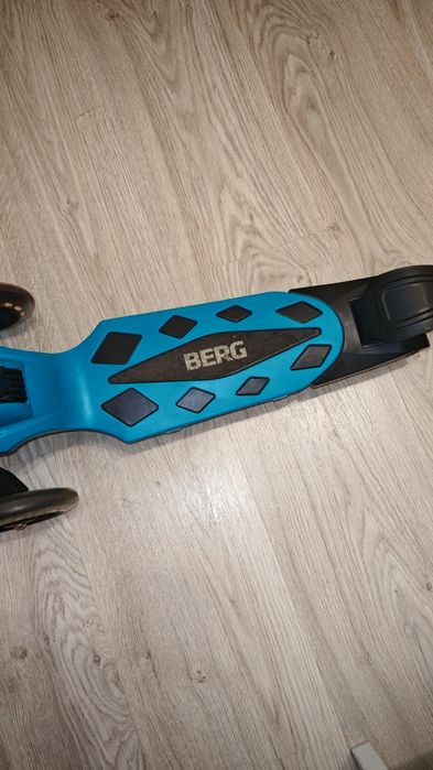 Trotinete de criança de 3 rodas da Berg