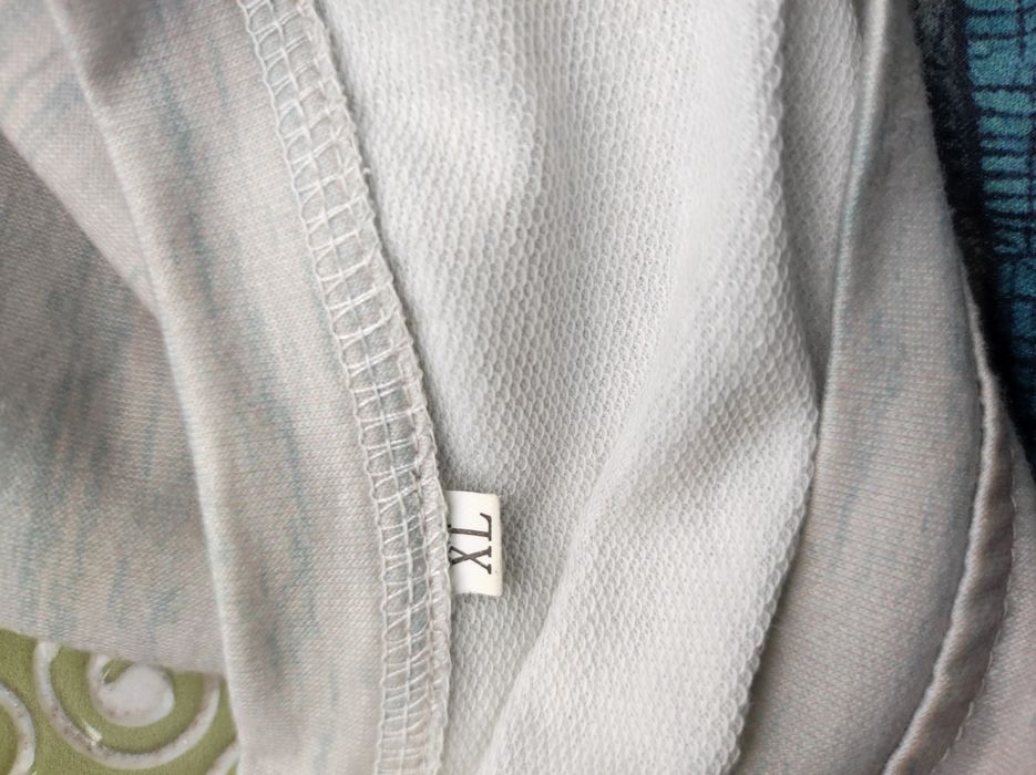 Крутий світшот з котом,светр