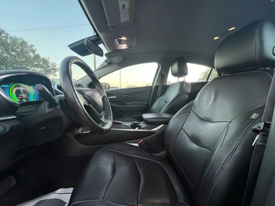 Chevrolet Volt Premier      2017