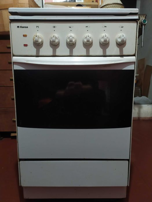 Електроплита Hansa б/у