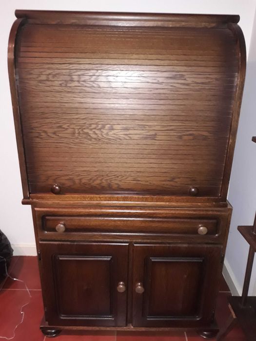 Móvel para Televisão de cortina