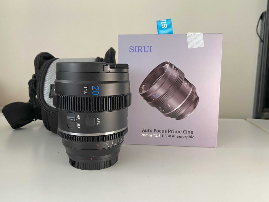 Sirui Auto Focus 20mm T 1.8 1.33 Anamorphic
