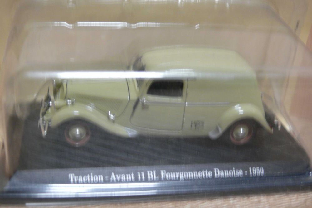 Citroën Traction - Avant 11 BL - Carrinho 1:43