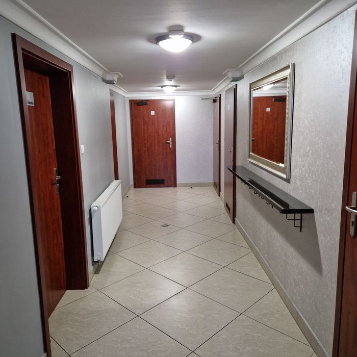 Lokal usługowy 550m² w Pszczółkach