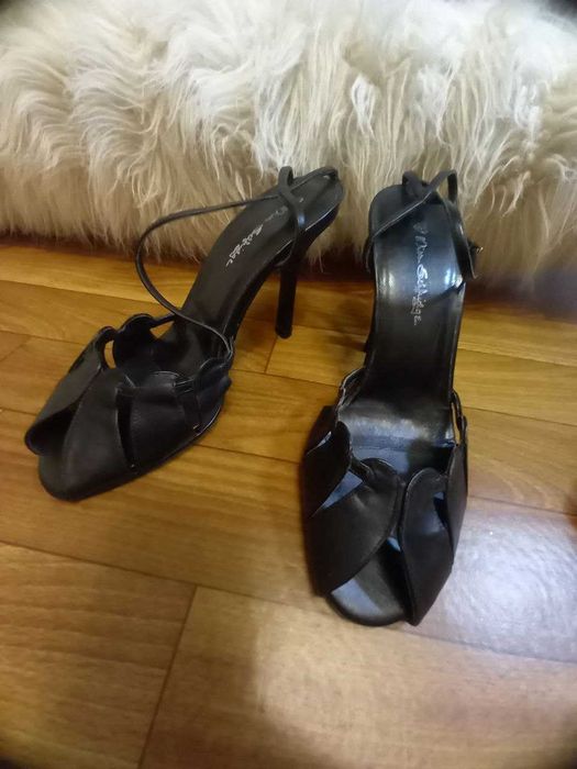 босоніжки жіночі