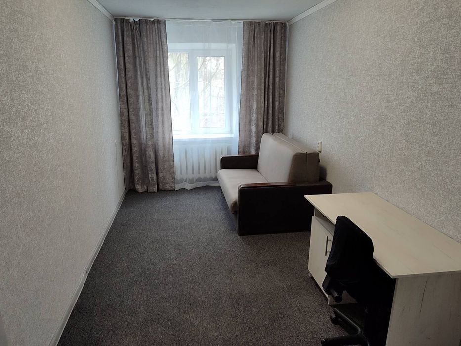 Аренда 2к/к.  Космонавтов