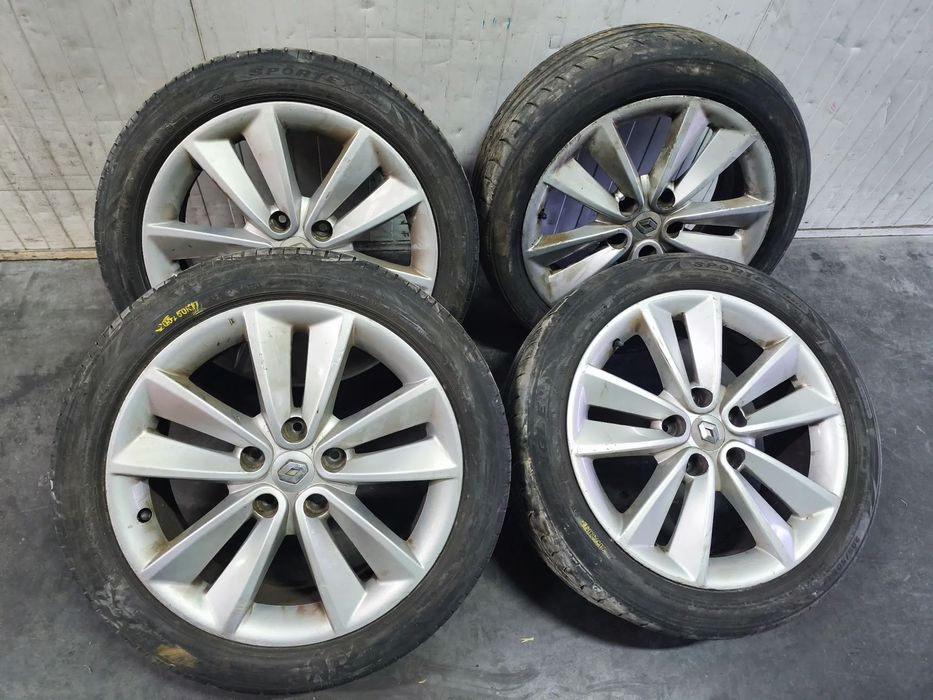 JOGO DE JANTES ORIGINAIS RENAULT MEGANE III / SCENIC III 7JX17 COM