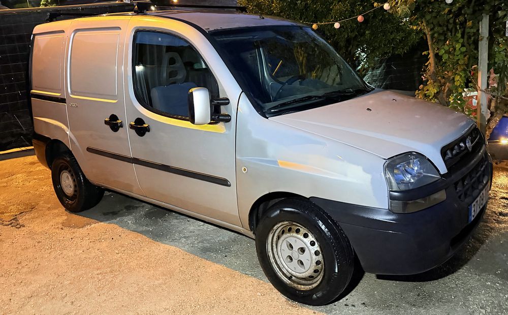 Fiat doblo ano 2002 1.9 diesel 180 mil km direçao assistida muito boa de mecanica bom preço