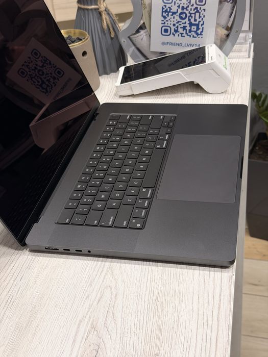 Open box MacBook Pro 16" M4 Pro 24/512gb Space Black 4CPU 20GPU (MX2X3) 2024
