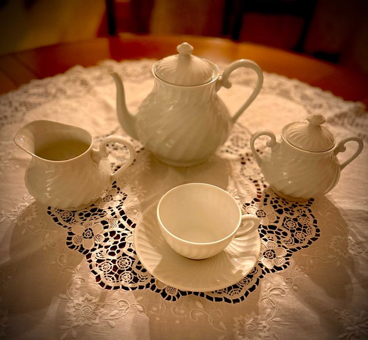 Conjunto Chá modelo " Sagres " da Vista Alegre