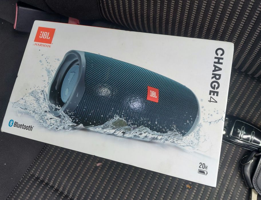 Jbl Partybox Encore Essencial 2 - 140€     JBL Charge 4 - 60%