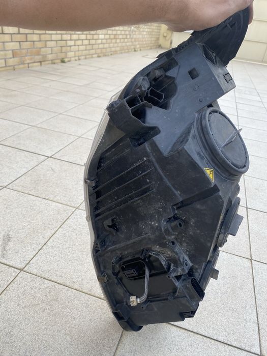 Farol lado esquerdo Mercedes w221 com visão noturna