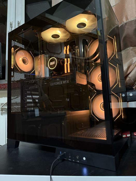Komputer gamingowy r7 5800x rtx 5070 32GB RAM M2 1TB GWARANCJA