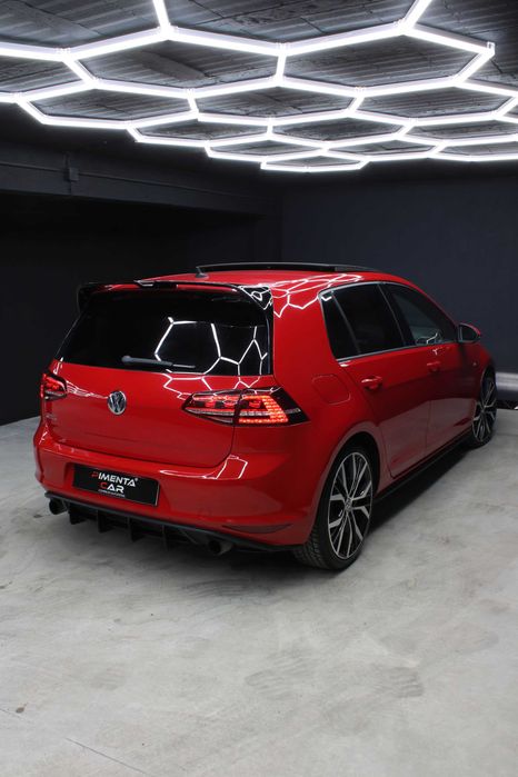 VW Golf 7 VII GTi DSG Performance DYNAUDIO (325€/Mês) Garantia