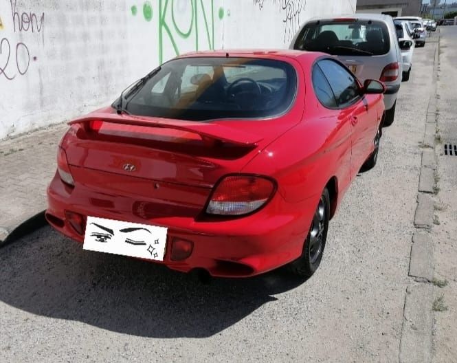 Hyundai Coupe  vermelho