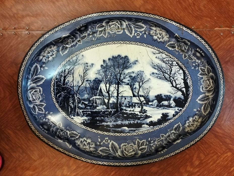 Подносы. Петриковка и др. 200-550грн. за штуку. Цены в описании.