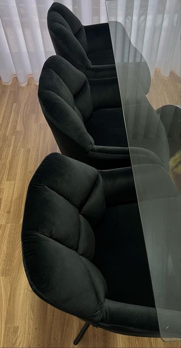 Cadeira rotativa em veludo