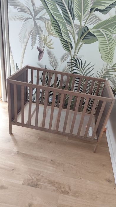 Meble dziecięce IKEA Sundvik - łóżeczko, szafa, komoda z przewijakiem