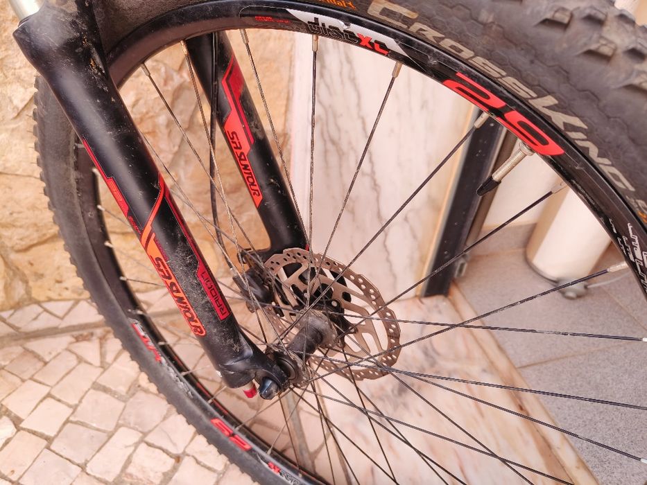 Bicicleta BTT roda 29 marca BH