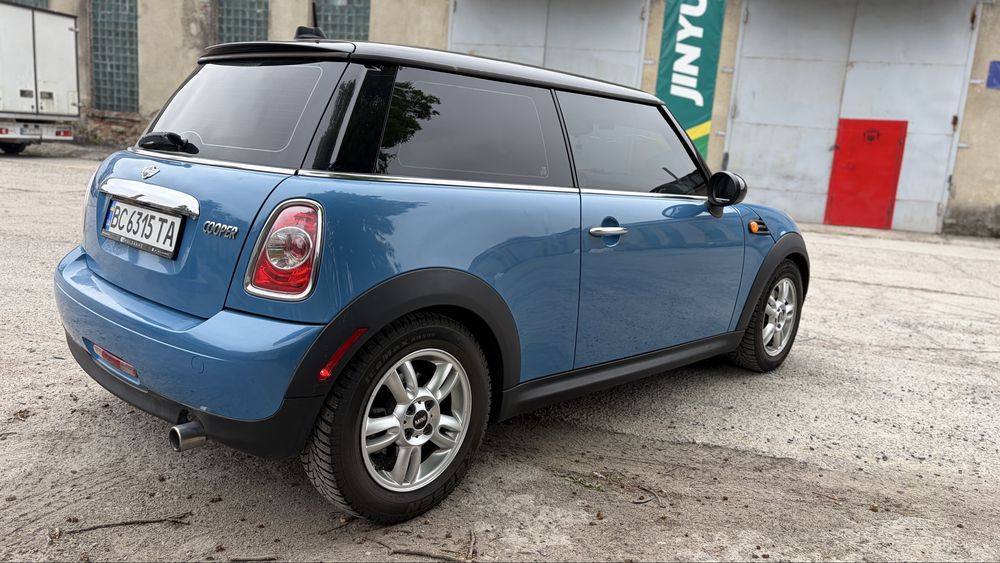 Mini Cooper 2013 Автомат