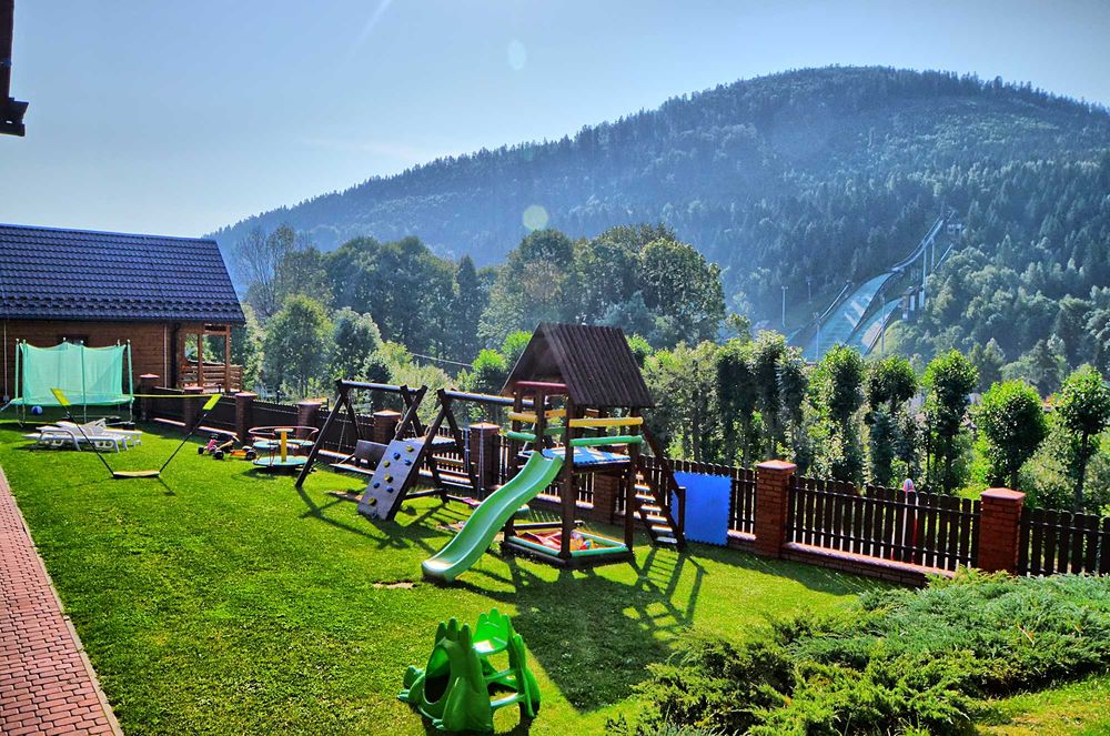 DOMKI NA WCZASOWEJ :)apartament domek Szczyrk jacuzzi  sauna centrum