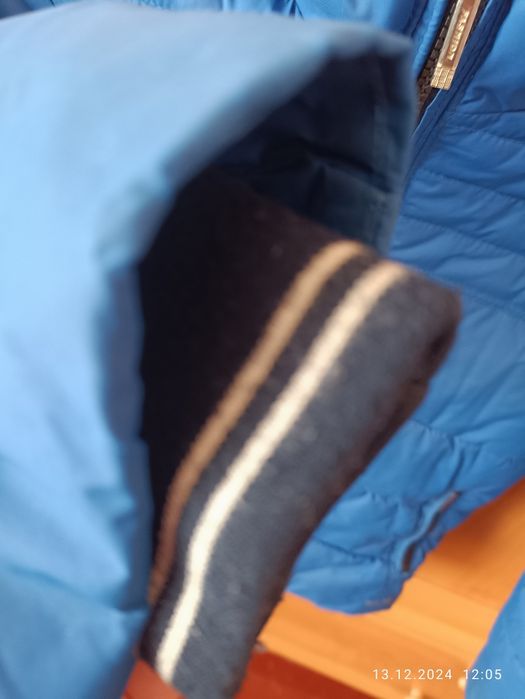 Зимова куртка і шапка