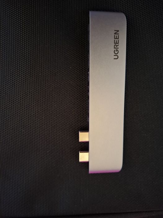 Laptop MacBookPro 16  touchbar + dodatki