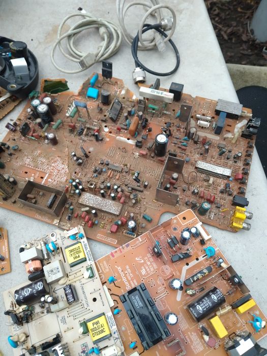 Продам платы разные.