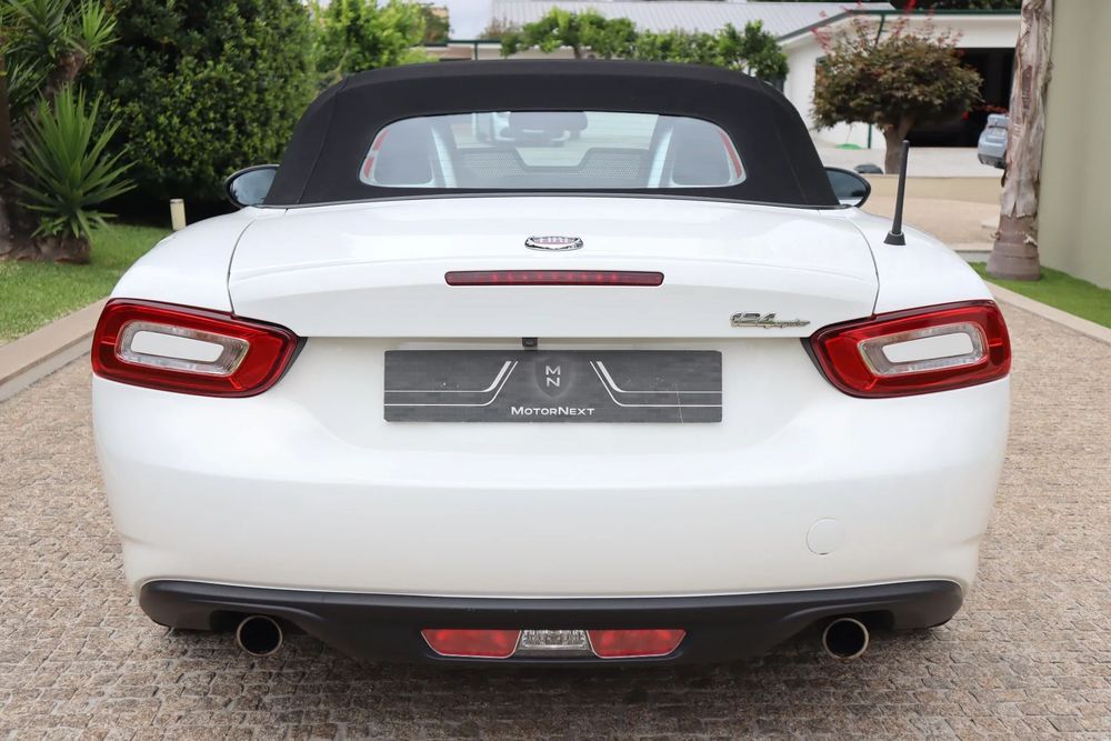 Fiat 124 Spider 1.4 T Multiair Lusso