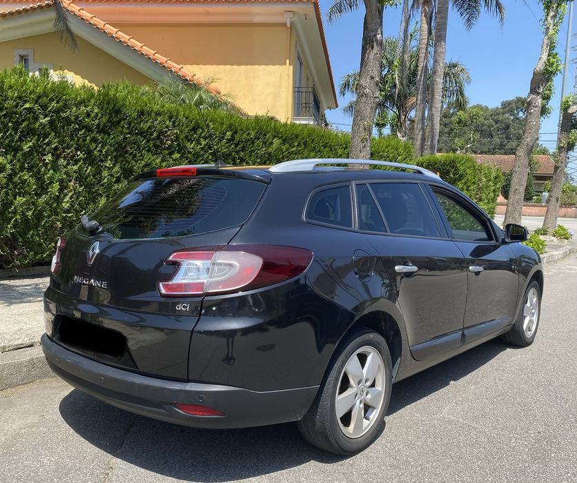 Renault Mégane Sport Tourer 1.5Dci — photo 2