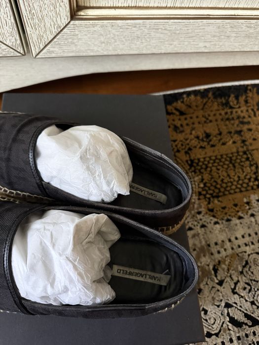 Еспадрильї Karl Lagerfeld,оригінал Європа