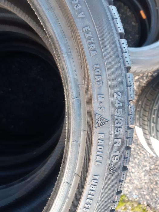 Opony 245/35 r19 Continental contiwintercontact TS 830 p