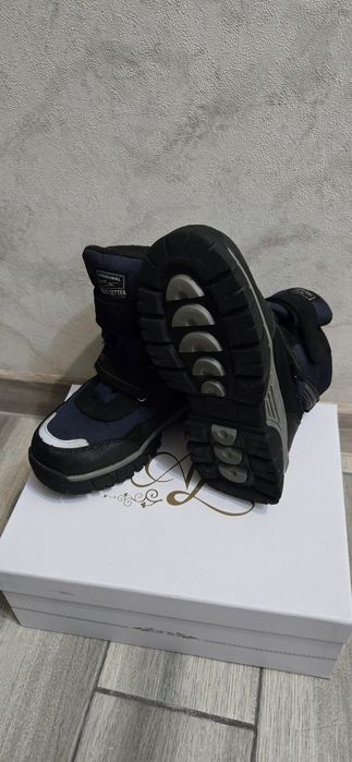 Зимние  сапоги на мальчика