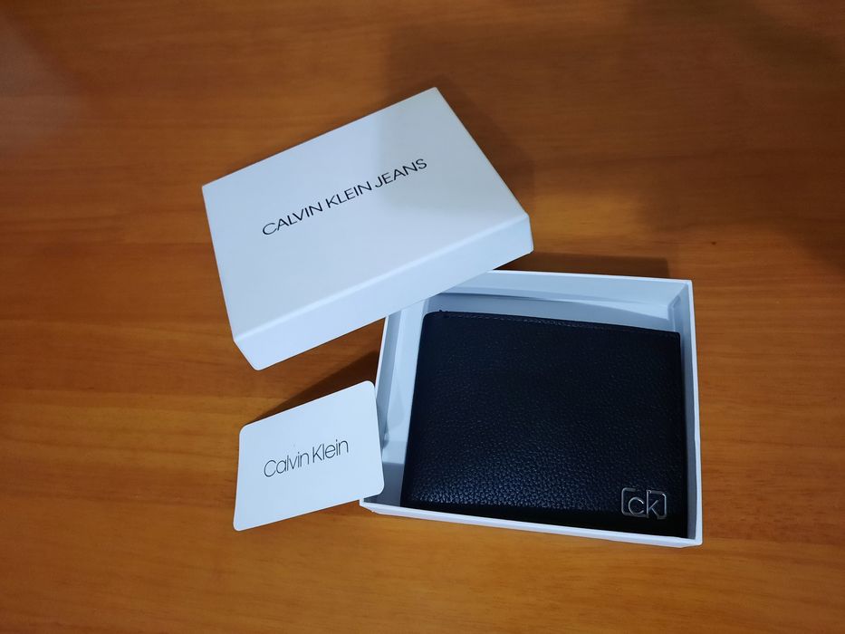 Новый кошелёк портмоне Calvin Klein