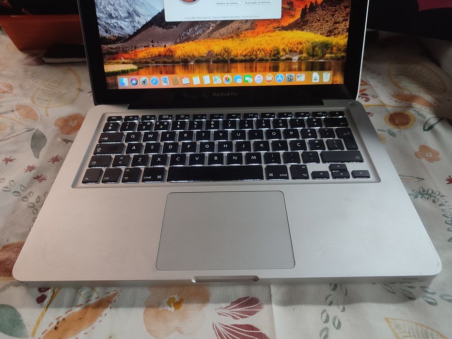 MacBook Pro Intel Core i5460150359877888003